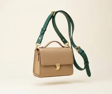 Women’s crossbody bag